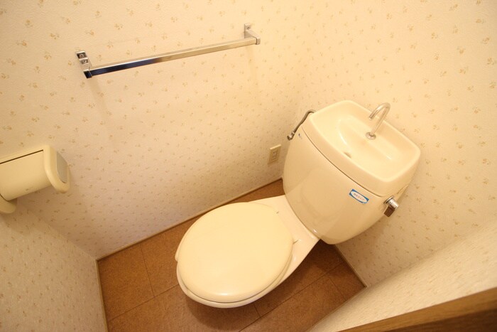 物件内観写真10　(トイレ)