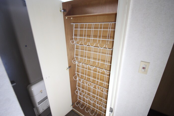 物件内観写真13　(靴箱)