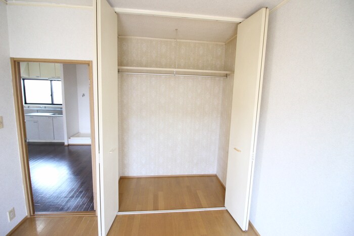 物件内観写真15　(収納)