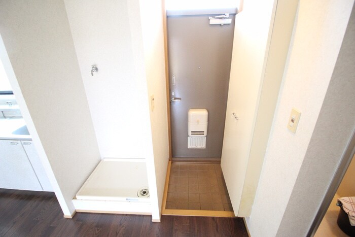 物件内観写真20　(玄関)