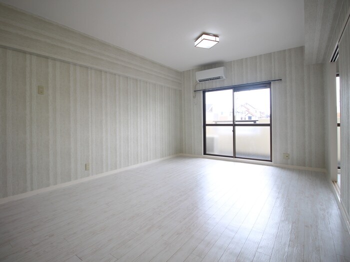 物件内観写真14　(居室)