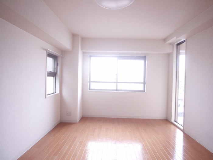 物件内観写真16　(居室)