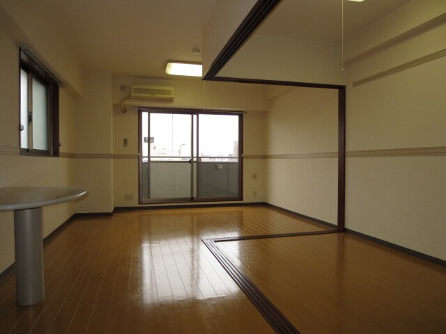 物件内観写真12　(居室)