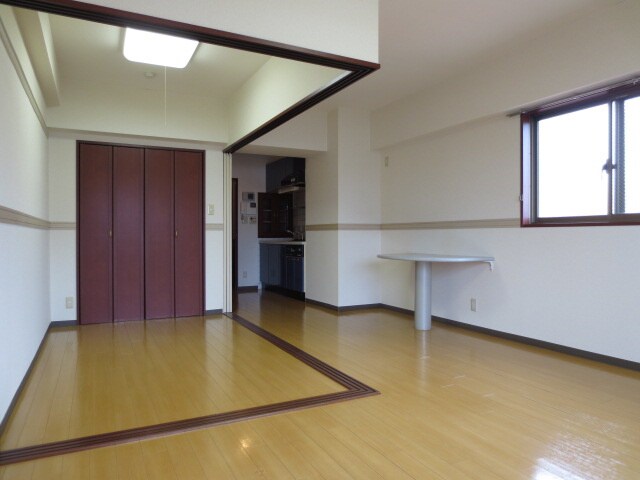 物件内観写真13　(居室)