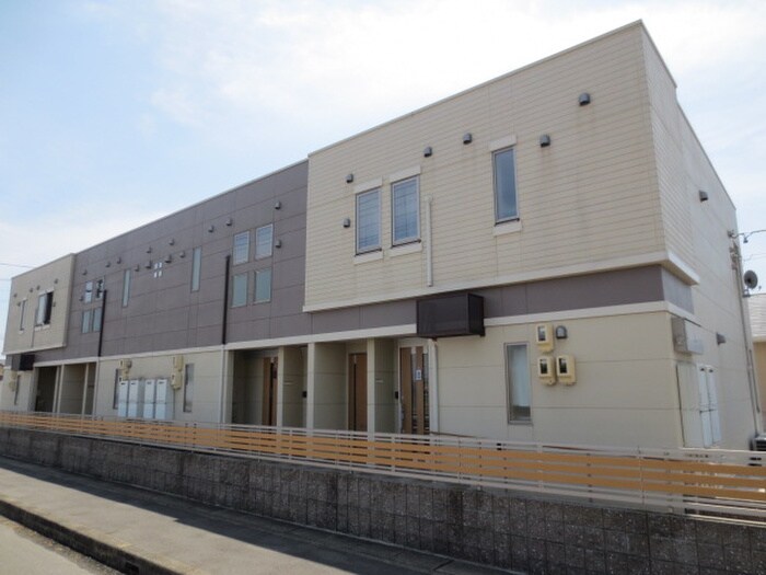 物件外観写真6　(外観写真)