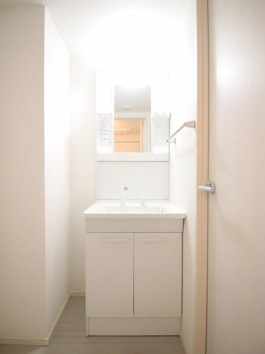 物件内観写真13　(洗面)