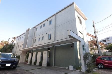 イーストヒルズ東山元町外観写真