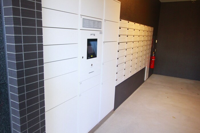 物件外観写真6　(建物設備)