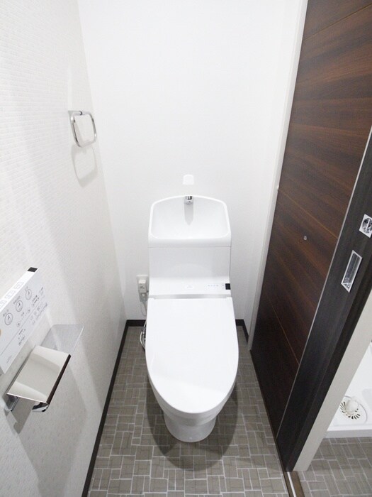 物件内観写真10　(トイレ)