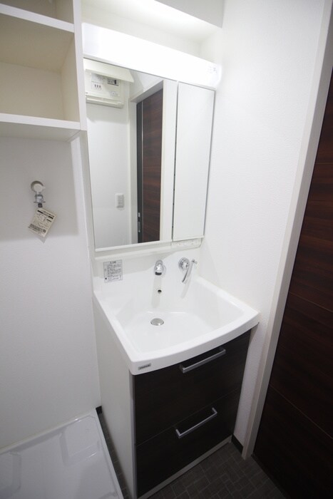 物件内観写真11　(洗面)