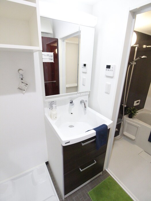 物件内観写真11　(洗面)