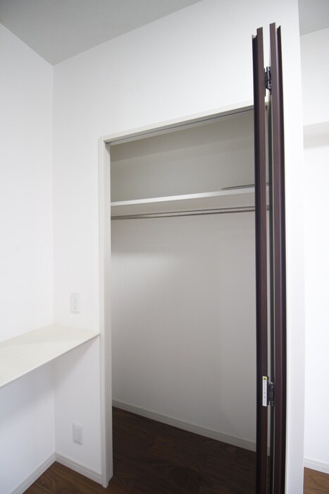 物件内観写真13　(収納)