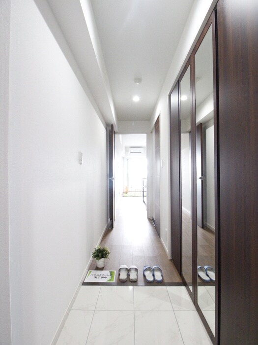 物件内観写真22　(廊下)