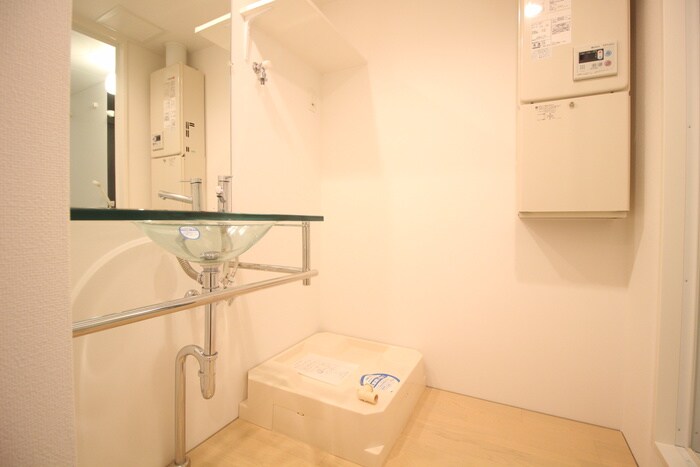 物件内観写真13　(洗濯機置場)