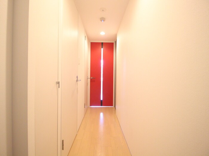物件内観写真14　(廊下)