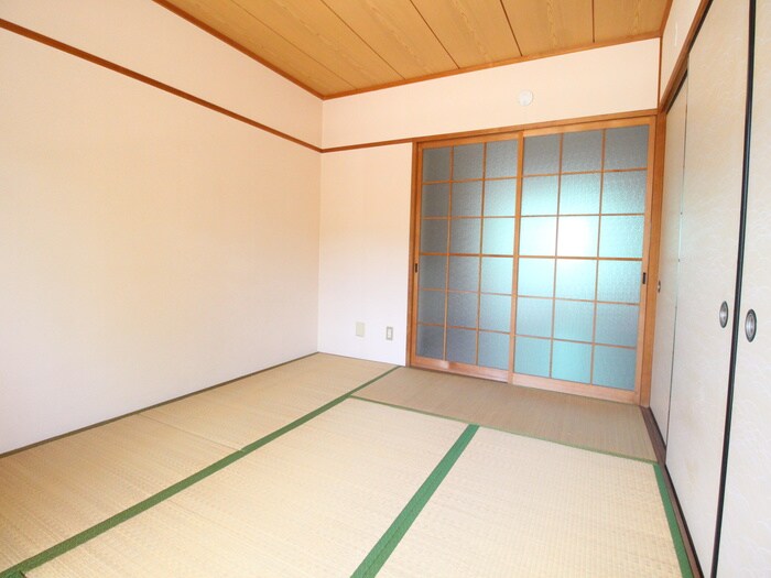 物件内観写真9　(居室)