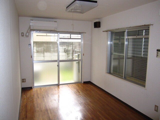 物件内観写真10　(内観写真)