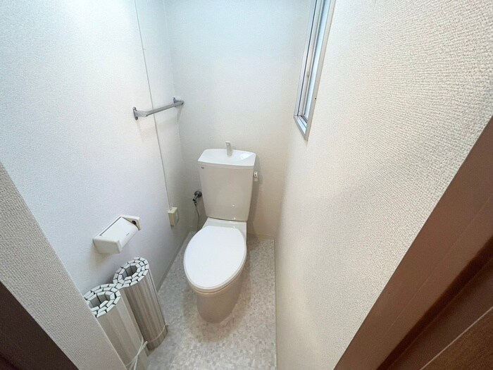 物件内観写真13　(トイレ)