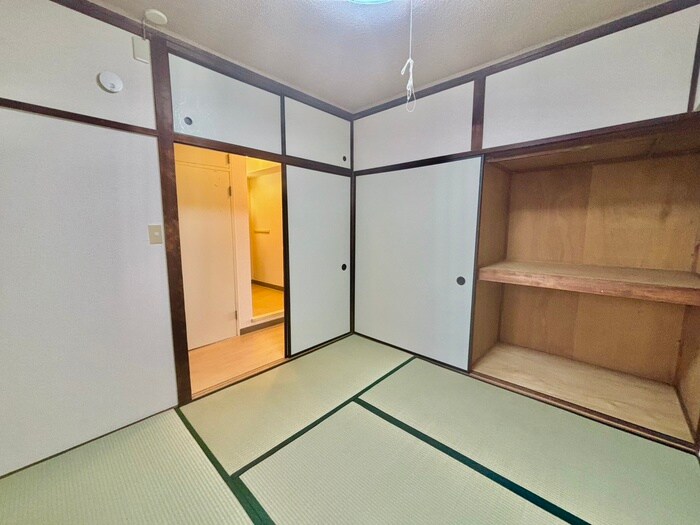 物件内観写真12　(居室)