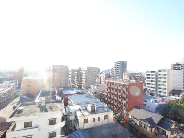 物件内観写真22　(室内からの展望)