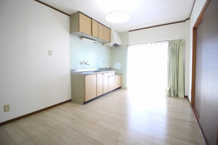 物件内観写真7　(居室)