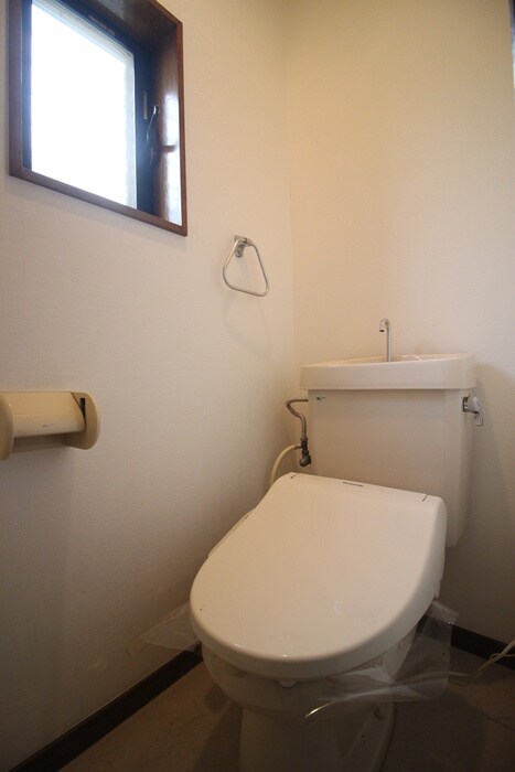 物件内観写真10　(トイレ)