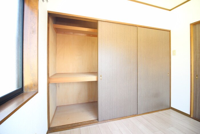 物件内観写真18　(収納)