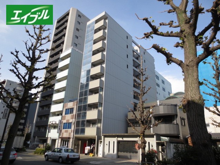 クラシタイヤ－丸の内