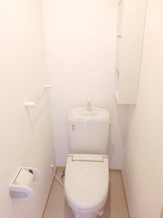 物件内観写真10　(トイレ)