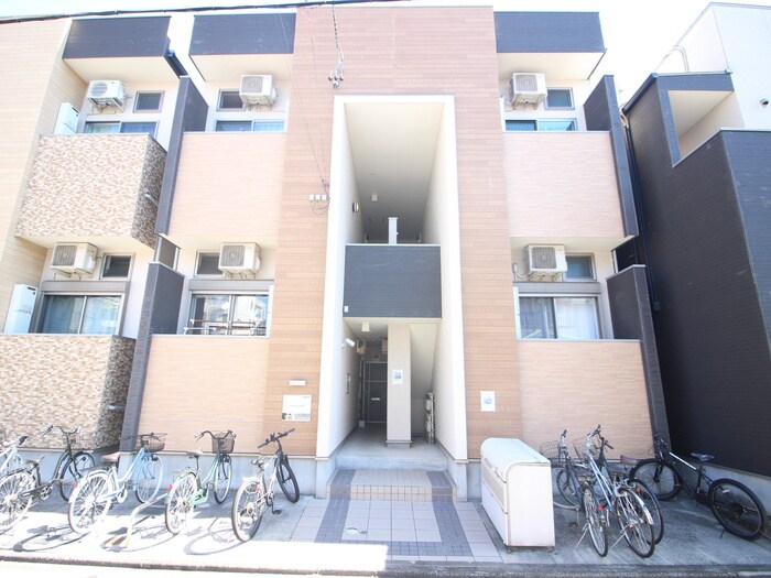 物件外観写真2　(外観写真)