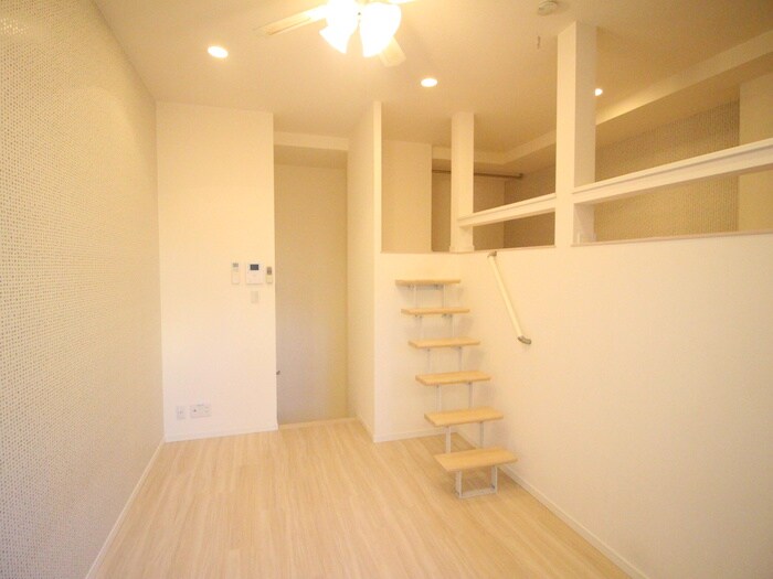 物件内観写真8　(居室)