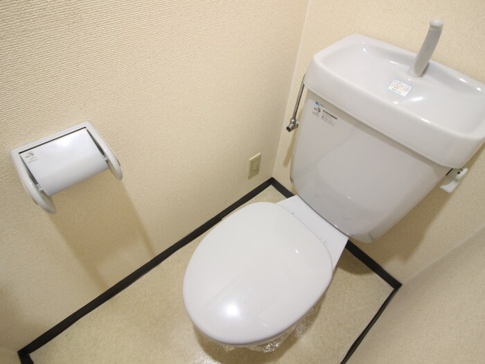 物件内観写真12　(トイレ)