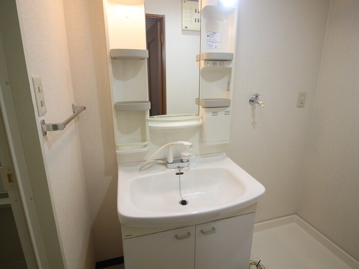 物件内観写真13　(洗面)