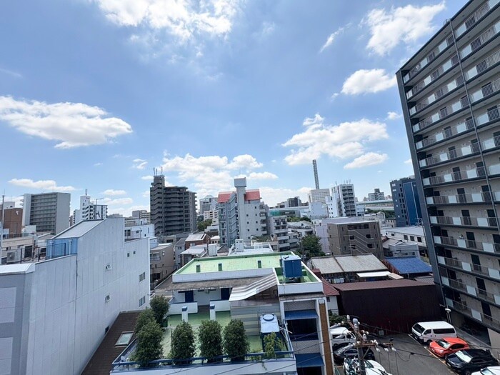 物件内観写真15　(室内からの展望)