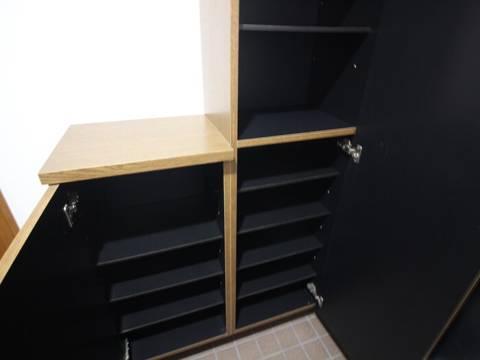 物件内観写真17　(靴箱)