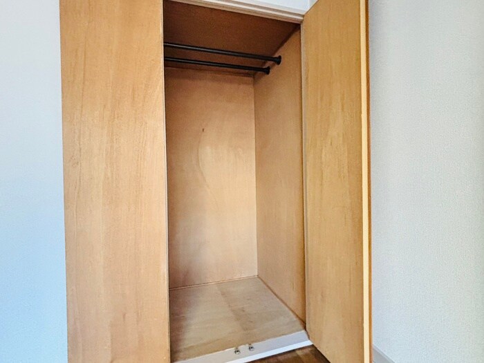 物件内観写真16　(収納)