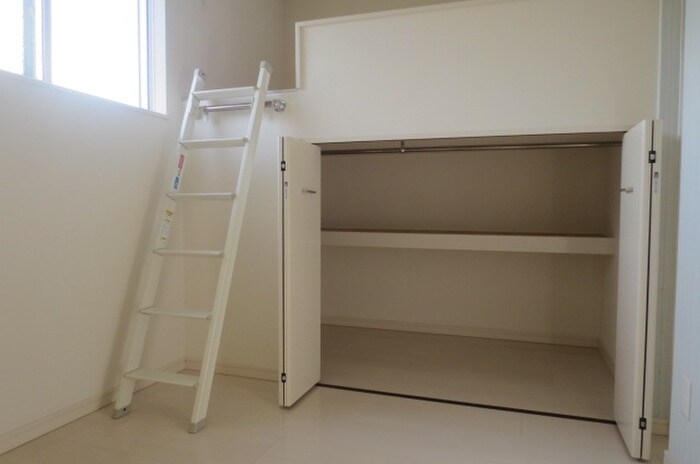 物件内観写真9　(収納)