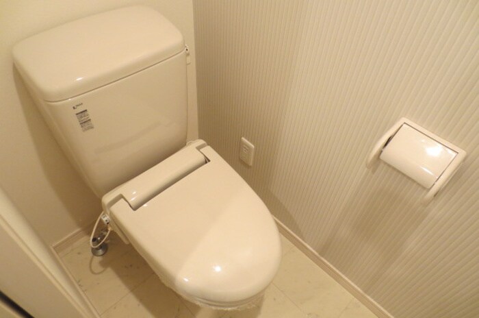 物件内観写真16　(トイレ)