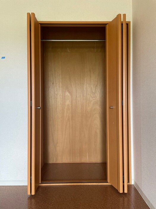 物件内観写真10　(収納)