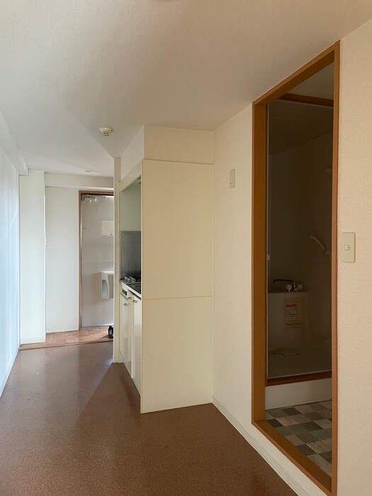 物件内観写真19　(廊下)