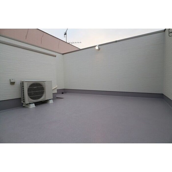 物件内観写真16　(ベランダ・バルコニー)