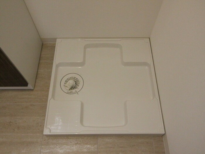 物件内観写真12　(洗濯機置場)