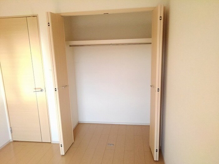物件内観写真10　(収納)