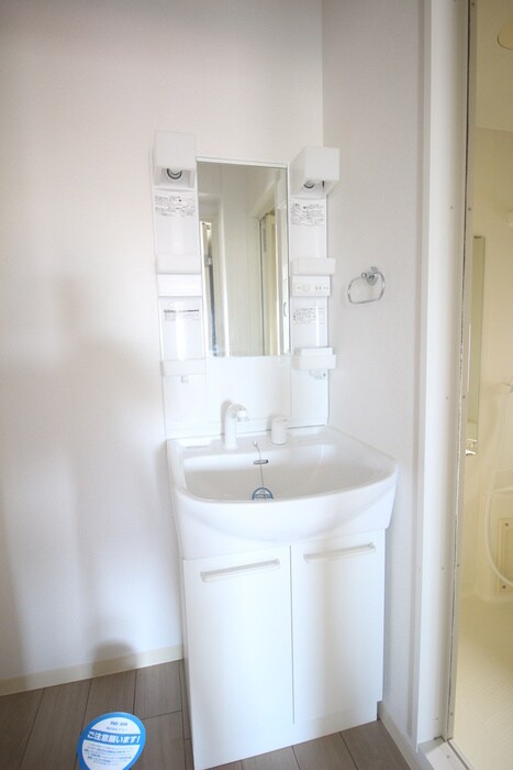 物件内観写真12　(洗面)