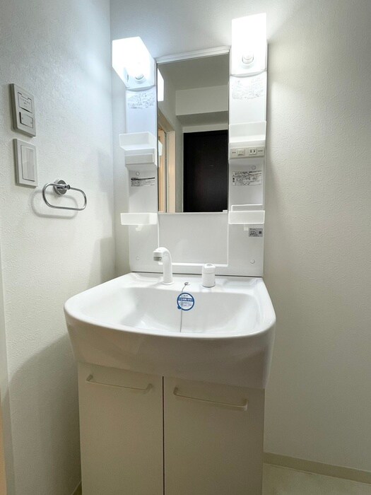 物件内観写真13　(洗面)