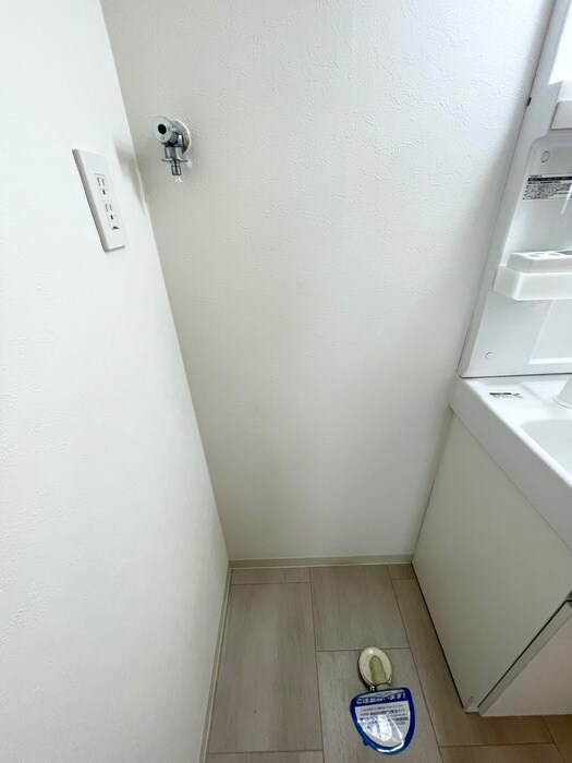 物件内観写真17　(洗濯機置場)