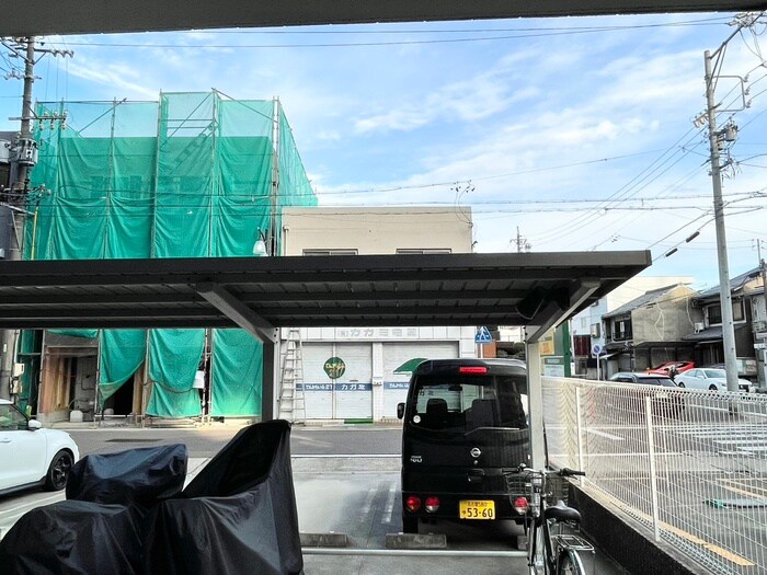 物件内観写真22　(室内からの展望)