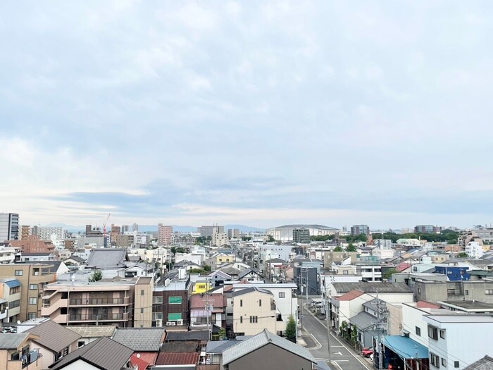 物件内観写真22　(室内からの展望)