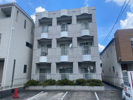ティカル　平針外観写真