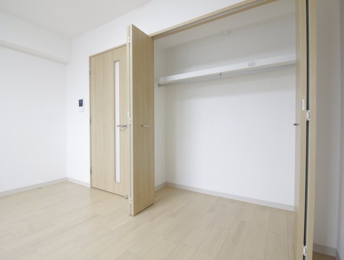 物件内観写真10　(収納)